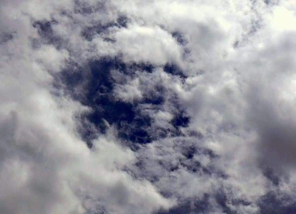 Les Êtres de pouvoir se taisent sur la Vérité.